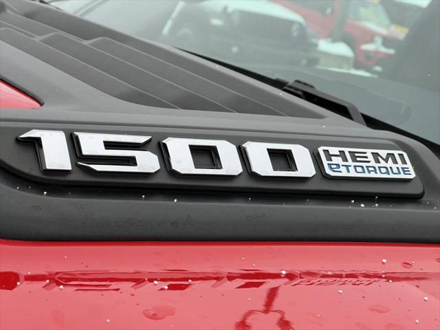 2022 RAM 1500 Laramie Crew Cab 4x4 57 Box