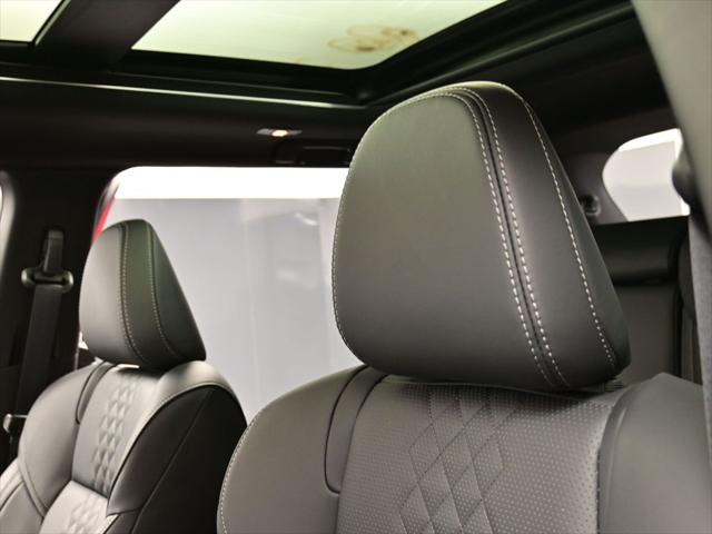 2025 Mitsubishi Outlander PHEV SEL Black Edition