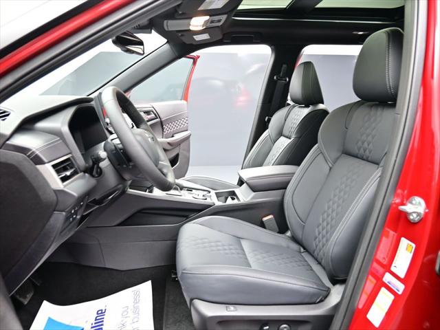 2025 Mitsubishi Outlander PHEV SEL Black Edition