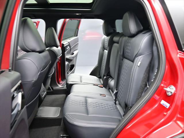 2025 Mitsubishi Outlander PHEV SEL Black Edition