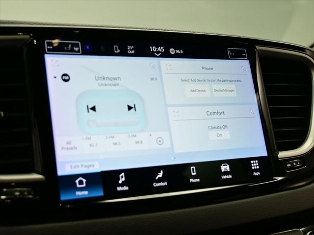 2022 Chrysler Pacifica Touring L