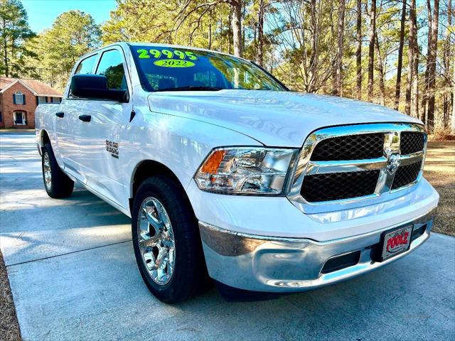 2022 Ram 1500 Classic SLT Crew Cab 4x2 5'7" Box