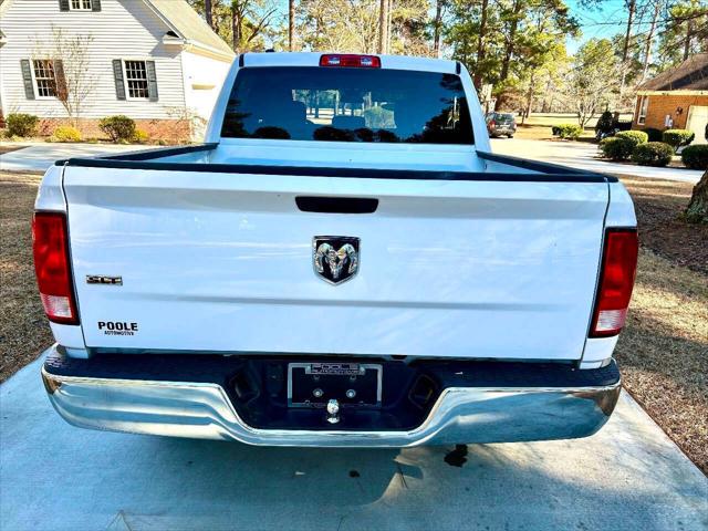 2022 Ram 1500 Classic SLT Crew Cab 4x2 5'7" Box