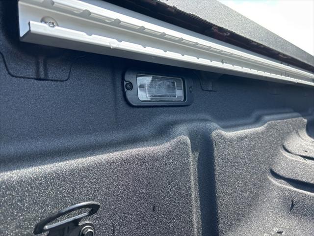 2025 Nissan Frontier Crew Cab Long Bed SL 4x2