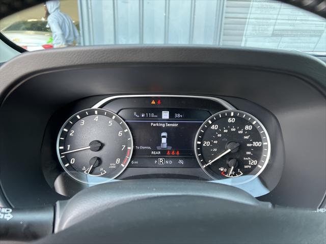 2025 Nissan Frontier Crew Cab Long Bed SL 4x2
