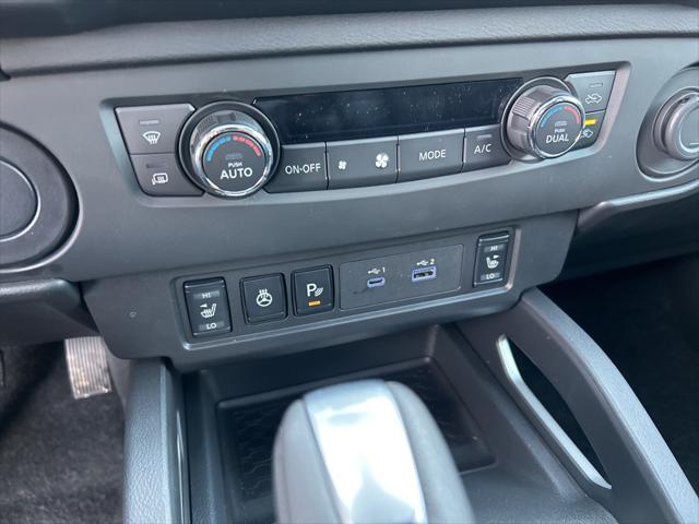 2025 Nissan Frontier Crew Cab Long Bed SL 4x2