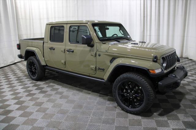 2025 Jeep Gladiator GLADIATOR NIGHTHAWK 4X4