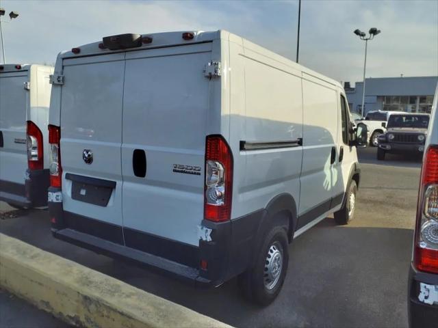 2025 RAM Ram ProMaster RAM PROMASTER 1500 TRADESMAN CARGO VAN LOW ROOF 118 WB