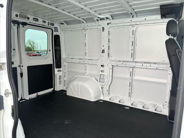 2025 Ram ProMaster Cargo Van Tradesman Low Roof 118" WB w/Pass Seat