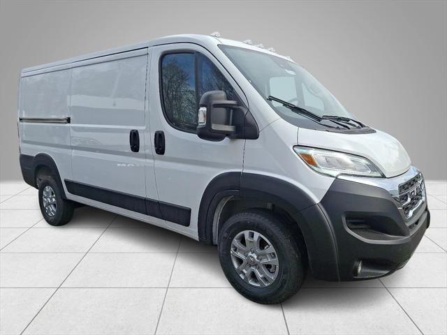 2025 RAM Ram ProMaster RAM PROMASTER 1500 SLT CARGO VAN LOW ROOF 136 WB