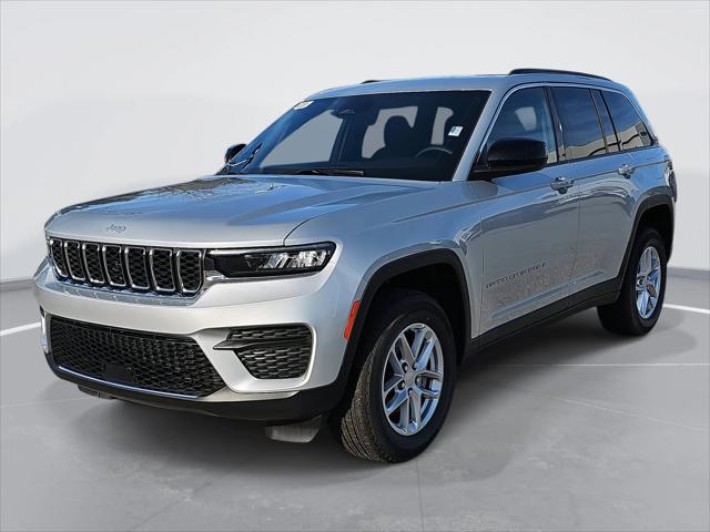 2025 Jeep Grand Cherokee GRAND CHEROKEE LAREDO X 4X2