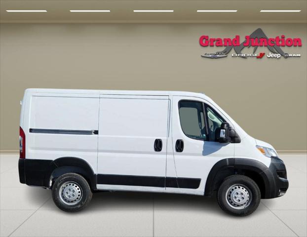 2025 RAM Ram ProMaster RAM PROMASTER 1500 TRADESMAN CARGO VAN LOW ROOF 118 WB