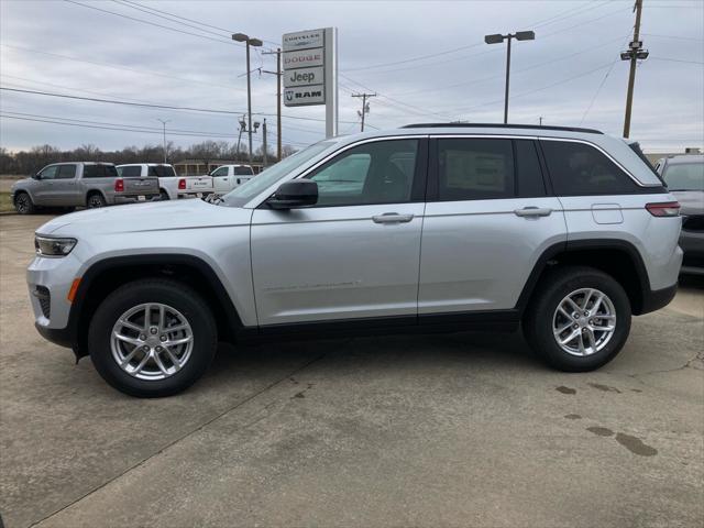 2025 Jeep Grand Cherokee GRAND CHEROKEE LAREDO X 4X2