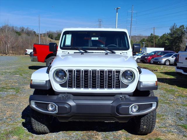 2025 Jeep Wrangler WRANGLER 4-DOOR SAHARA