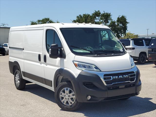 2025 RAM Ram ProMaster RAM PROMASTER 1500 SLT CARGO VAN LOW ROOF 136 WB
