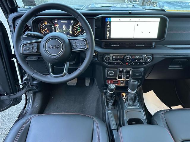 2025 Jeep Wrangler WRANGLER 4-DOOR RUBICON X
