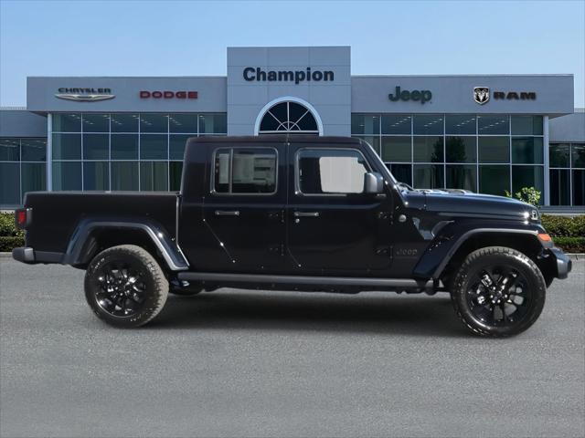 2025 Jeep Gladiator GLADIATOR NIGHTHAWK 4X4