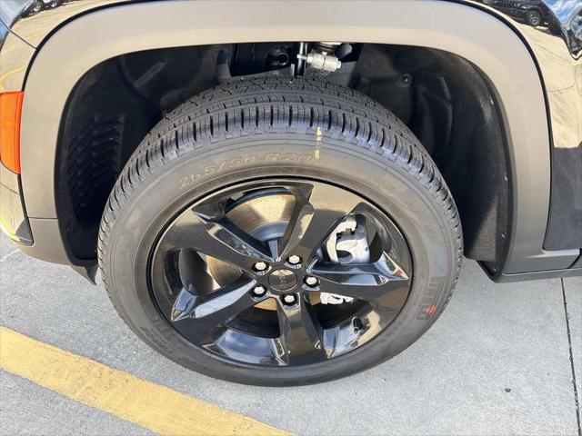 2025 Jeep Grand Cherokee GRAND CHEROKEE L LIMITED 4X2