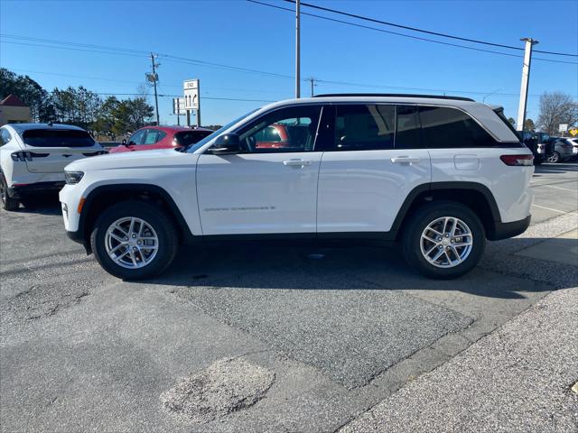 2025 Jeep Grand Cherokee GRAND CHEROKEE LAREDO X 4X4