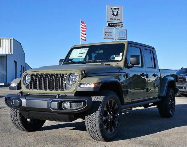 2025 Jeep Gladiator GLADIATOR NIGHTHAWK 4X4