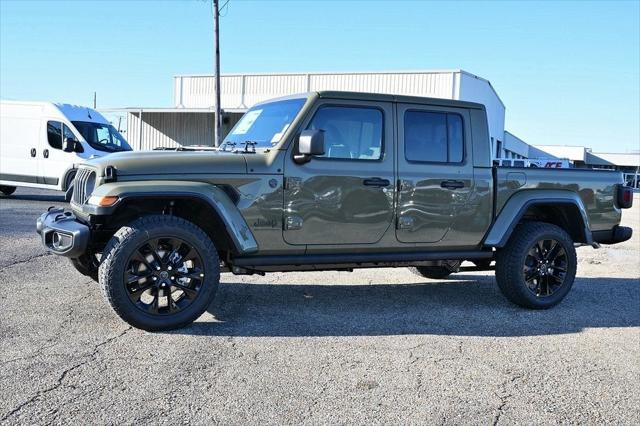 2025 Jeep Gladiator GLADIATOR NIGHTHAWK 4X4