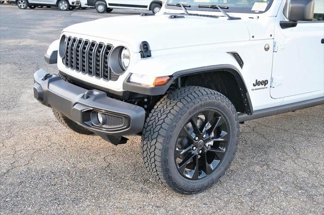 2025 Jeep Gladiator GLADIATOR NIGHTHAWK 4X4