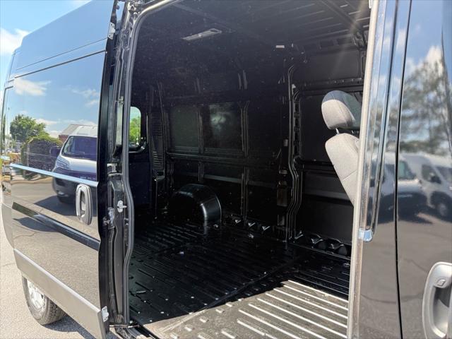 2025 RAM Ram ProMaster RAM PROMASTER 2500 SLT CARGO VAN HIGH ROOF 159 WB