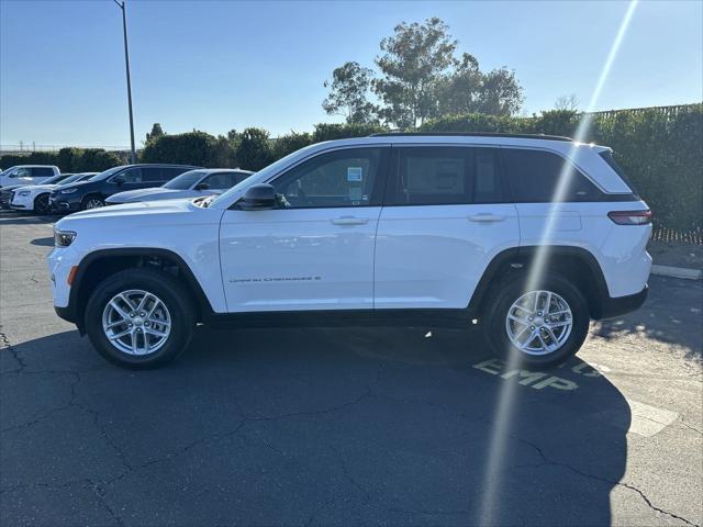 2025 Jeep Grand Cherokee GRAND CHEROKEE LAREDO X 4X2