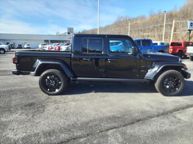 2025 Jeep Gladiator GLADIATOR NIGHTHAWK 4X4