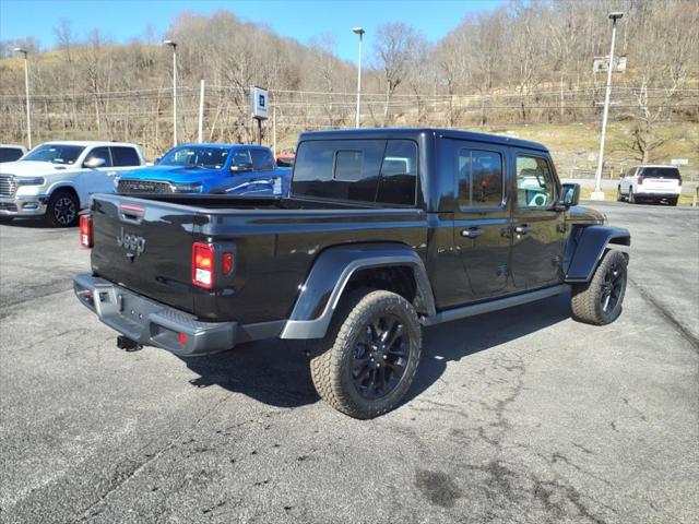 2025 Jeep Gladiator GLADIATOR NIGHTHAWK 4X4