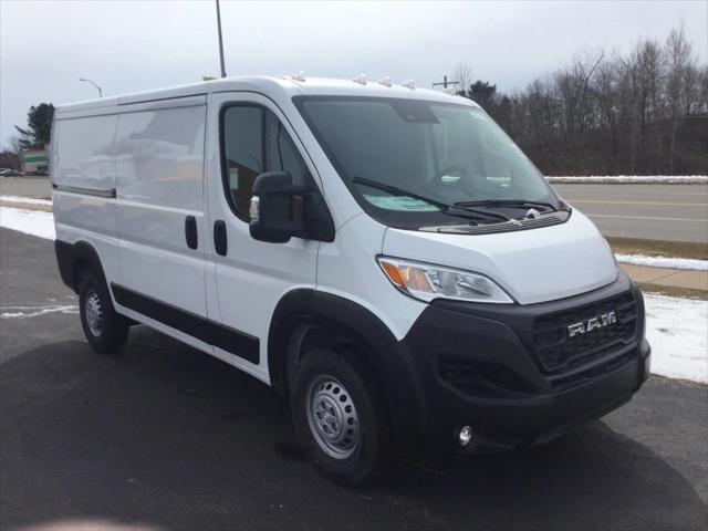 2025 RAM Ram ProMaster RAM PROMASTER 2500 TRADESMAN CARGO VAN LOW ROOF 136 WB