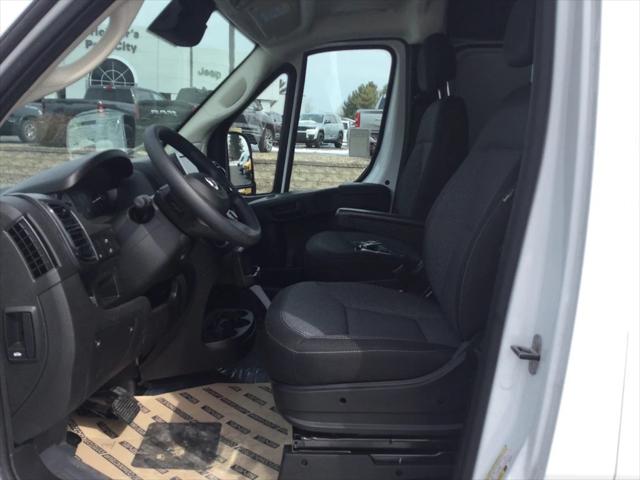 2025 RAM Ram ProMaster RAM PROMASTER 2500 TRADESMAN CARGO VAN LOW ROOF 136 WB