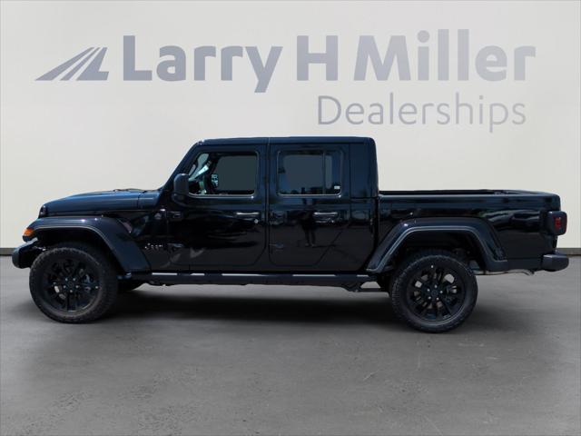2025 Jeep Gladiator GLADIATOR NIGHTHAWK 4X4