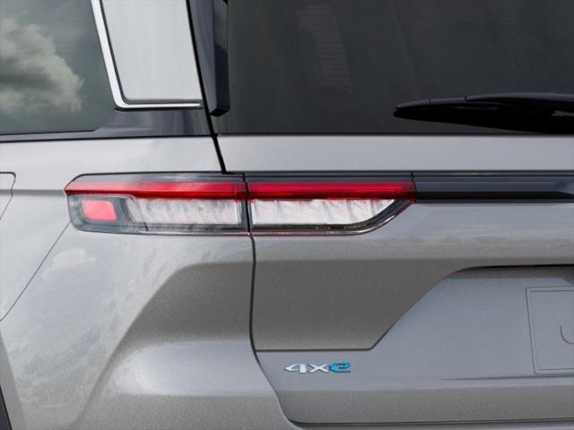 2025 Jeep Grand Cherokee Unknown
