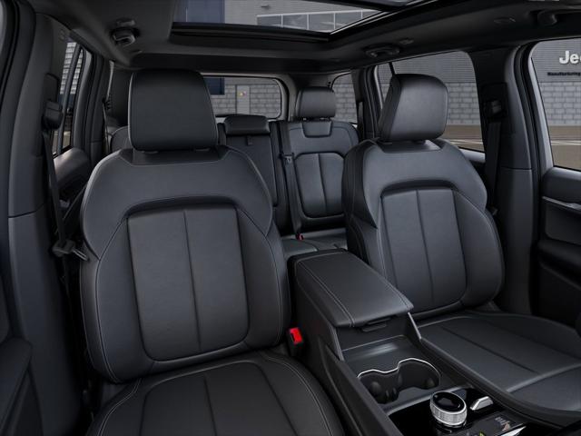 2025 Jeep Grand Cherokee Unknown