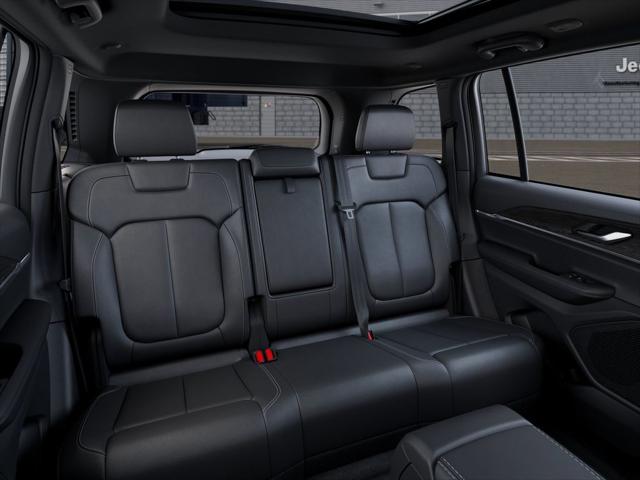 2025 Jeep Grand Cherokee Unknown