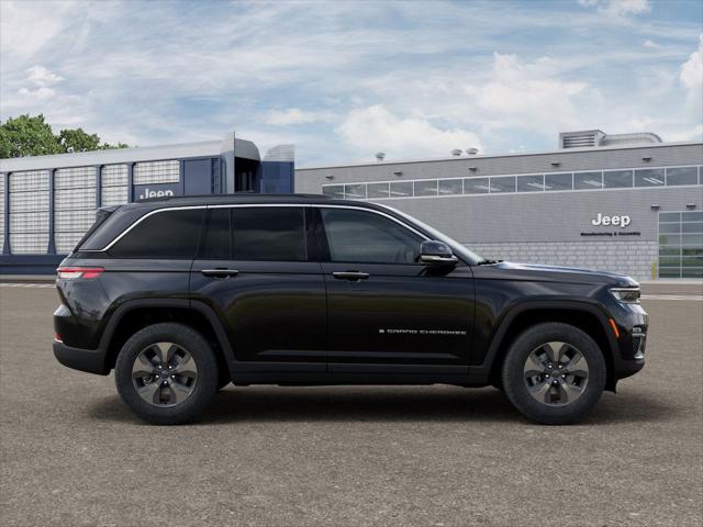 2025 Jeep Grand Cherokee Unknown