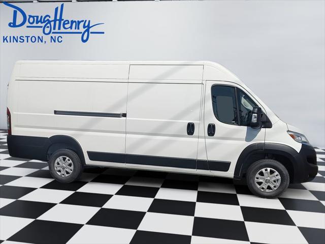 2025 Ram ProMaster Cargo Van SLT High Roof 159" WB EXT