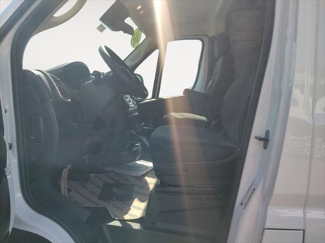 2025 Ram ProMaster Cargo Van SLT High Roof 159" WB EXT