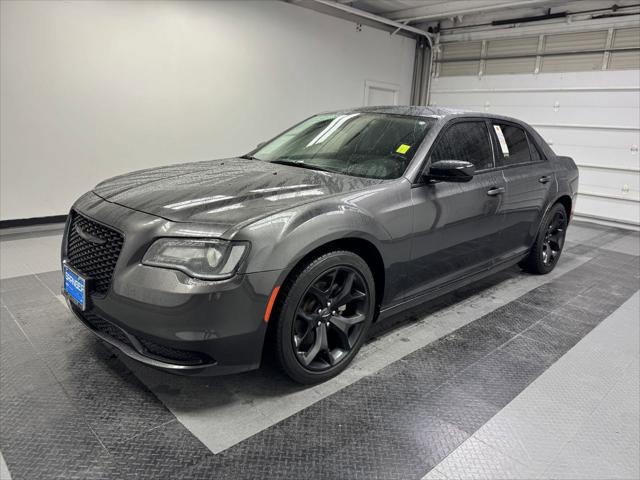 2022 Chrysler 300 Touring