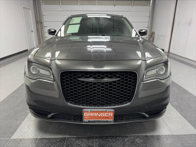 2020 Chrysler 300 Touring