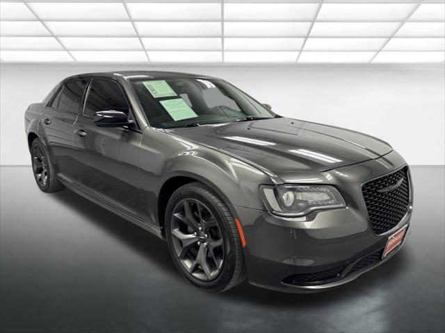 2020 Chrysler 300 Touring