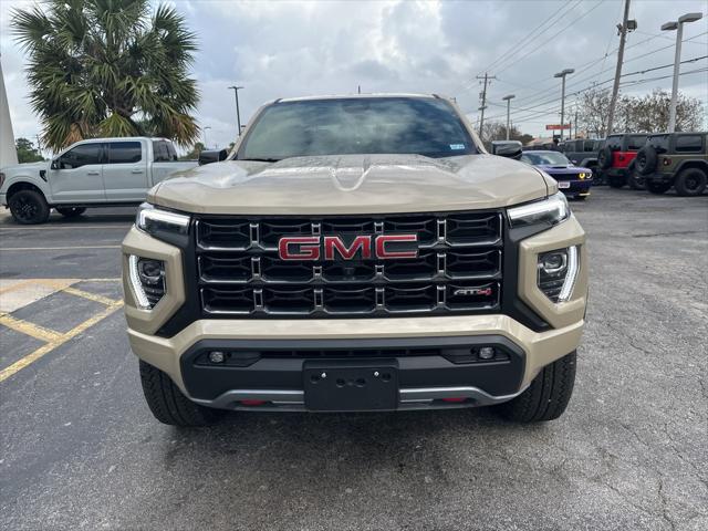 2024 GMC Canyon 4WD AT4