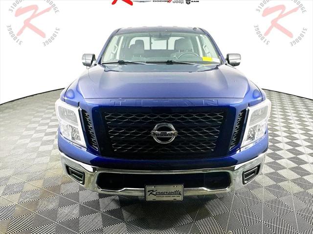 2019 Nissan TITAN SV