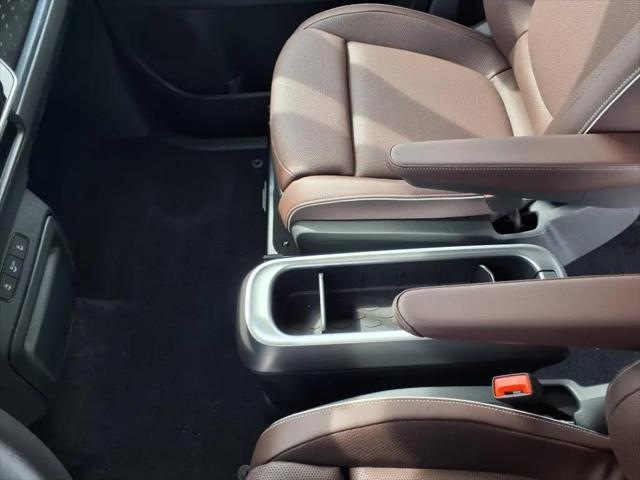2025 Volkswagen ID. Buzz Pro S