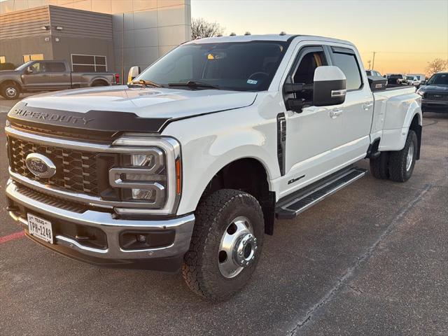 2023 Ford F-350 LARIAT