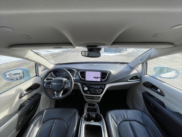 2022 Chrysler Pacifica Touring L AWD