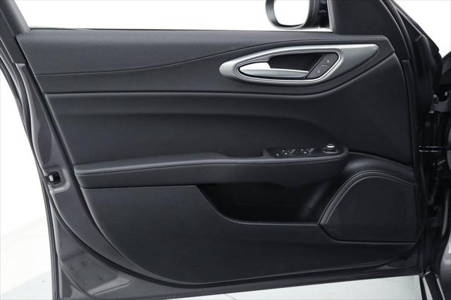 2025 Alfa Romeo Giulia RWD