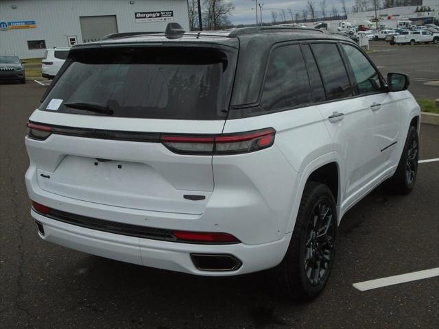 2025 Jeep Grand Cherokee GRAND CHEROKEE SUMMIT RESERVE 4X4