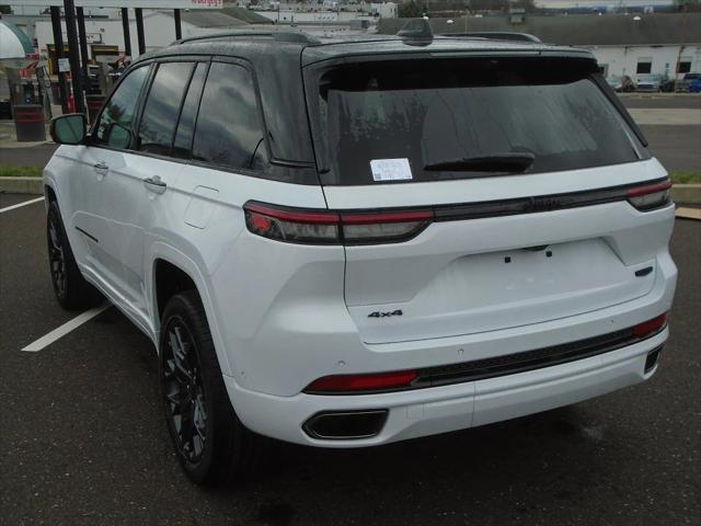 2025 Jeep Grand Cherokee GRAND CHEROKEE SUMMIT RESERVE 4X4